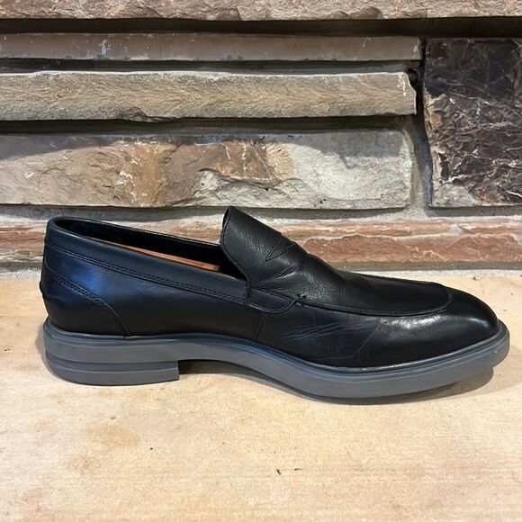 Donald J Pliner Edwyn Black Leather Loafer